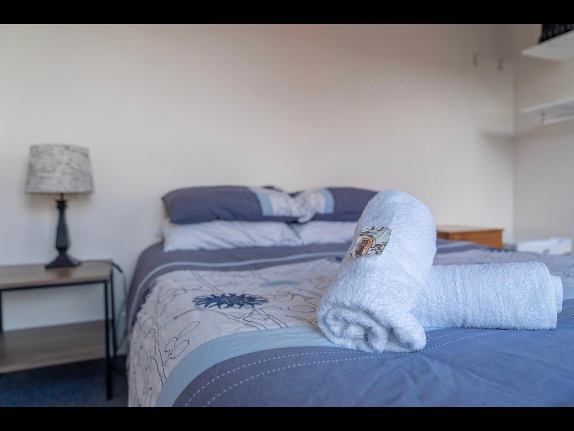 Te Anau Holiday Home - Free Wifi - Free Bikes & Kayaks - Short Walk To Lake & Town - Top Views Zewnętrze zdjęcie